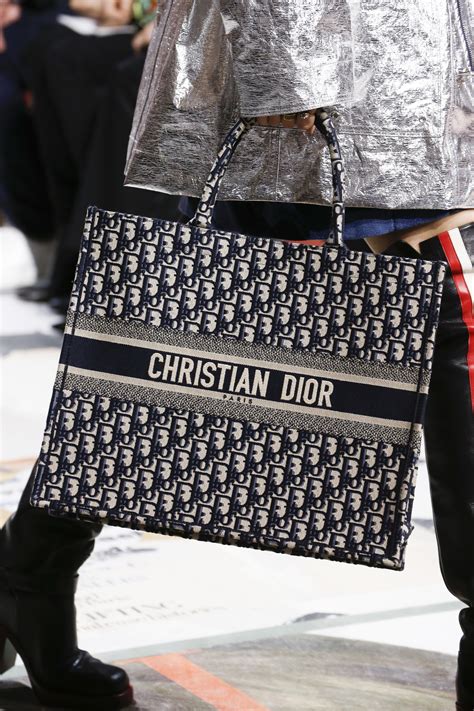 christian dior bags price in sri lanka|christian dior waist bag.